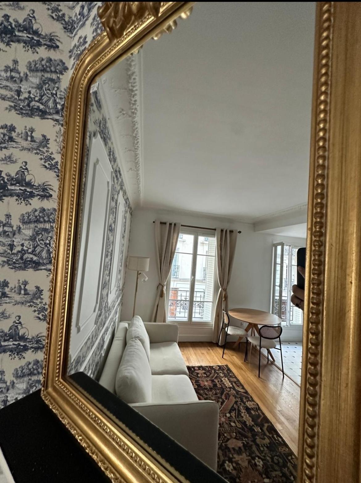 Charming Parisian Flat Near Eiffel Tower Paris