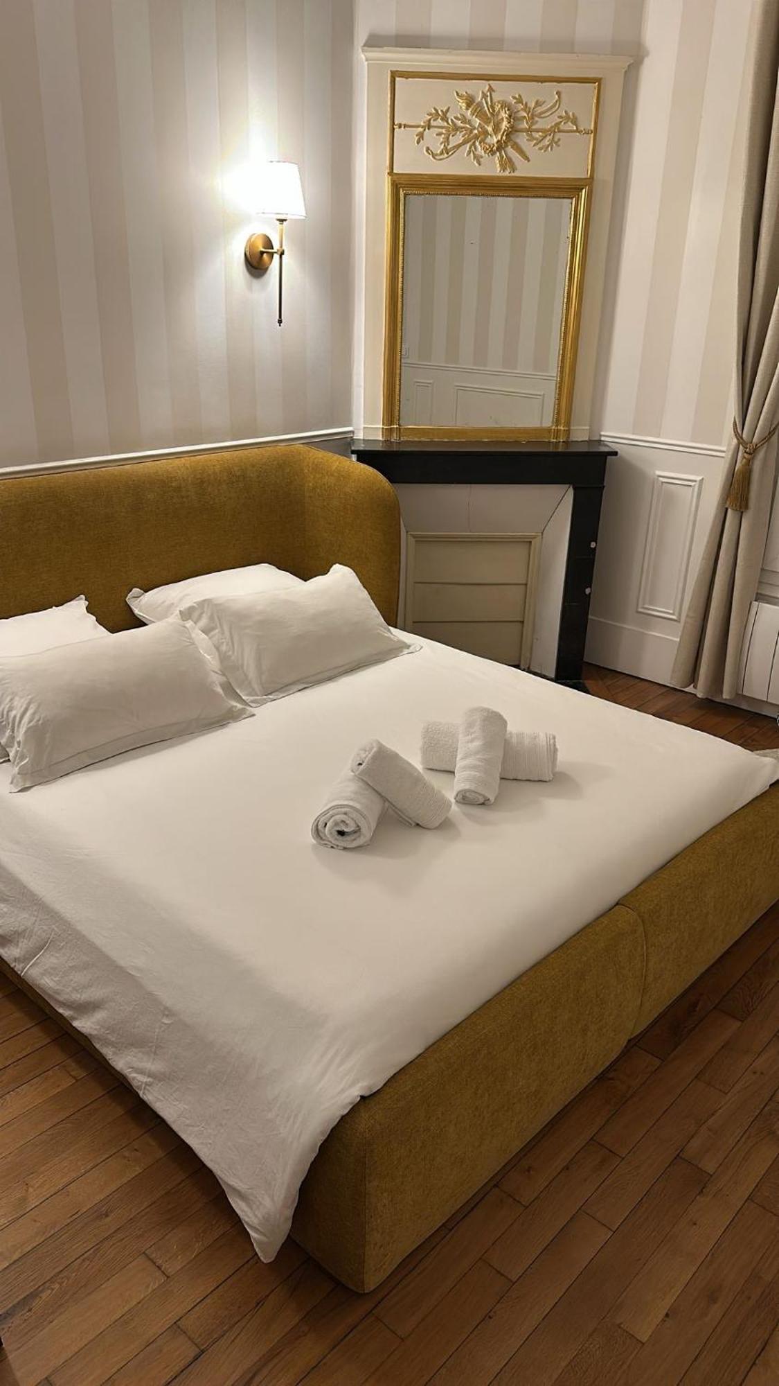 Charming Parisian Flat Near Eiffel Tower * Paris